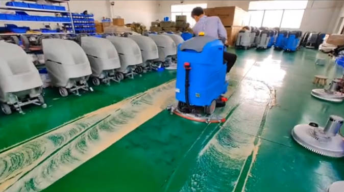 重庆2023年还在用人工的物业保洁不妨试试洗地机吧