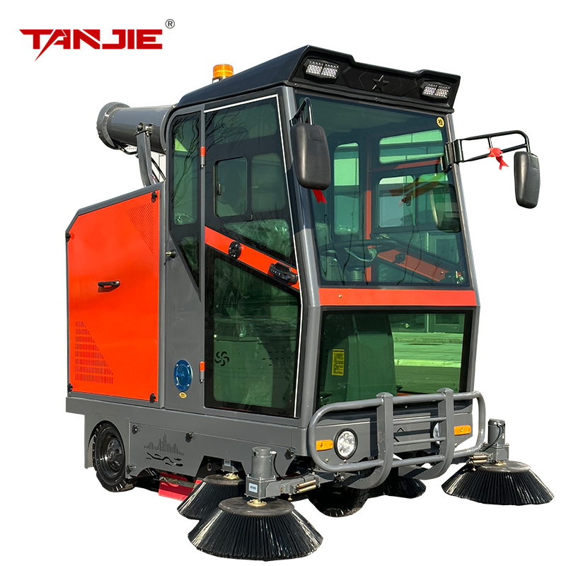 重庆坦洁驾驶式扫地机TJ-G20E