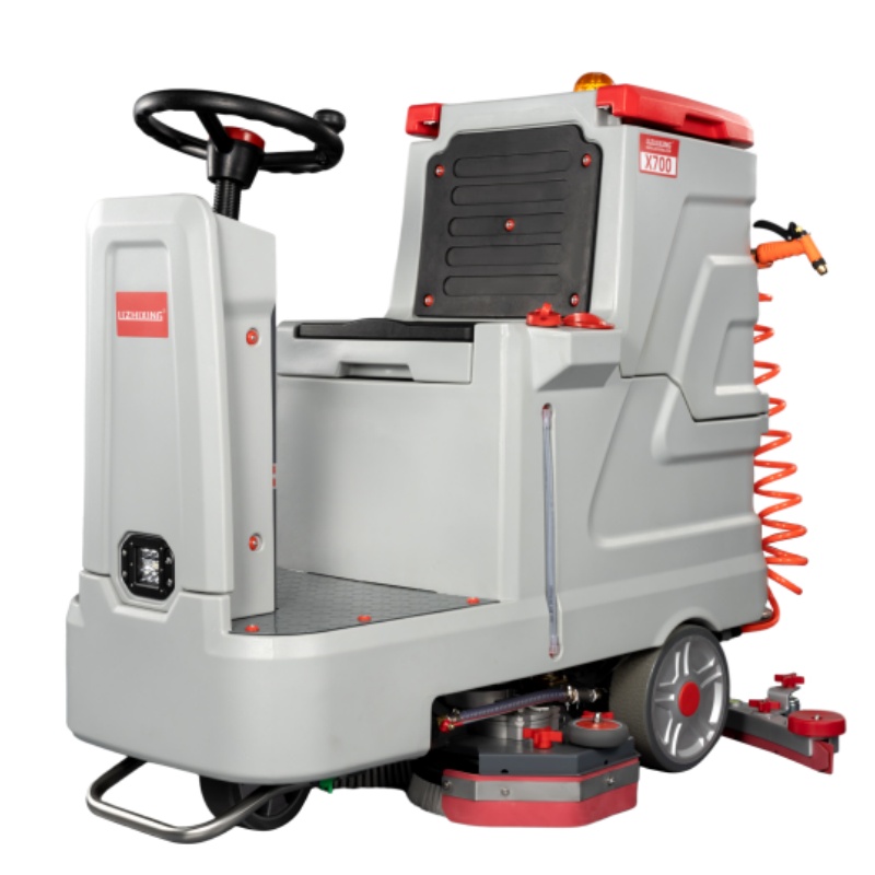 重庆坦洁全自动驾驶式洗地机X700